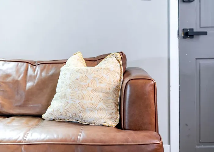 Casa Quatro By Jungle House Near Convention Center Osu & Nationwide Arena Walk To High Street Downtown & Short North 5 800reviews Private Parking *