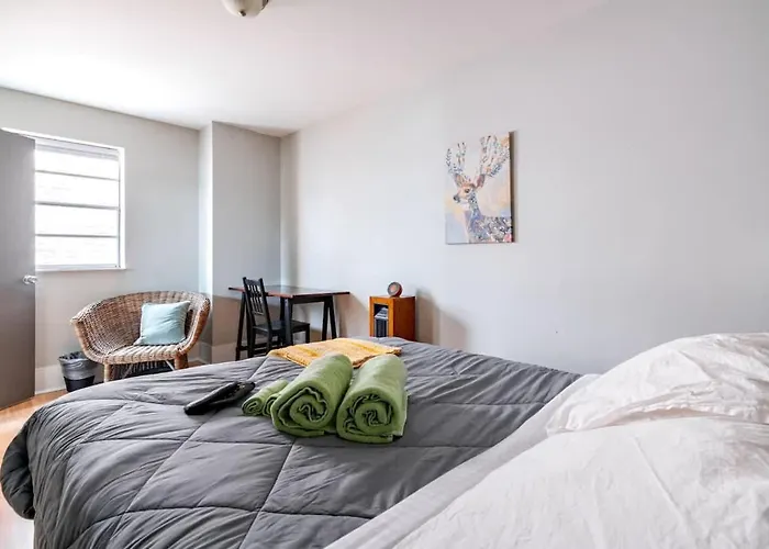 Casa Quatro By Jungle House Near Convention Center Osu & Nationwide Arena Walk To High Street Downtown & Short North 5 800reviews Private Parking Сasa de vacaciones *
