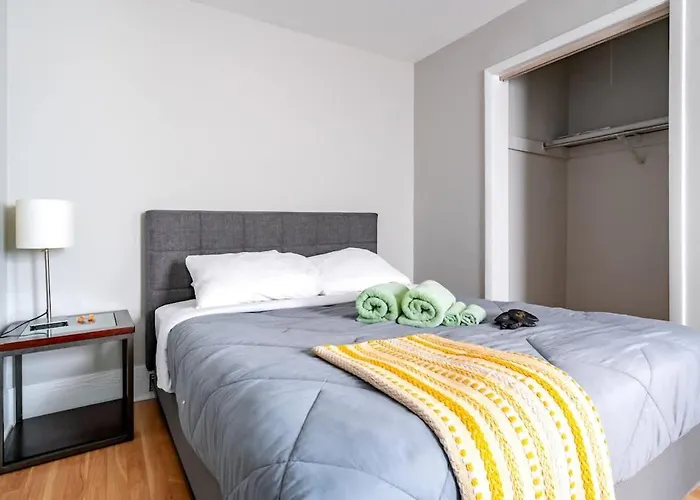 Casa Quatro By Jungle House Near Convention Center Osu & Nationwide Arena Walk To High Street Downtown & Short North 5 800reviews Private Parking Сasa de vacaciones *